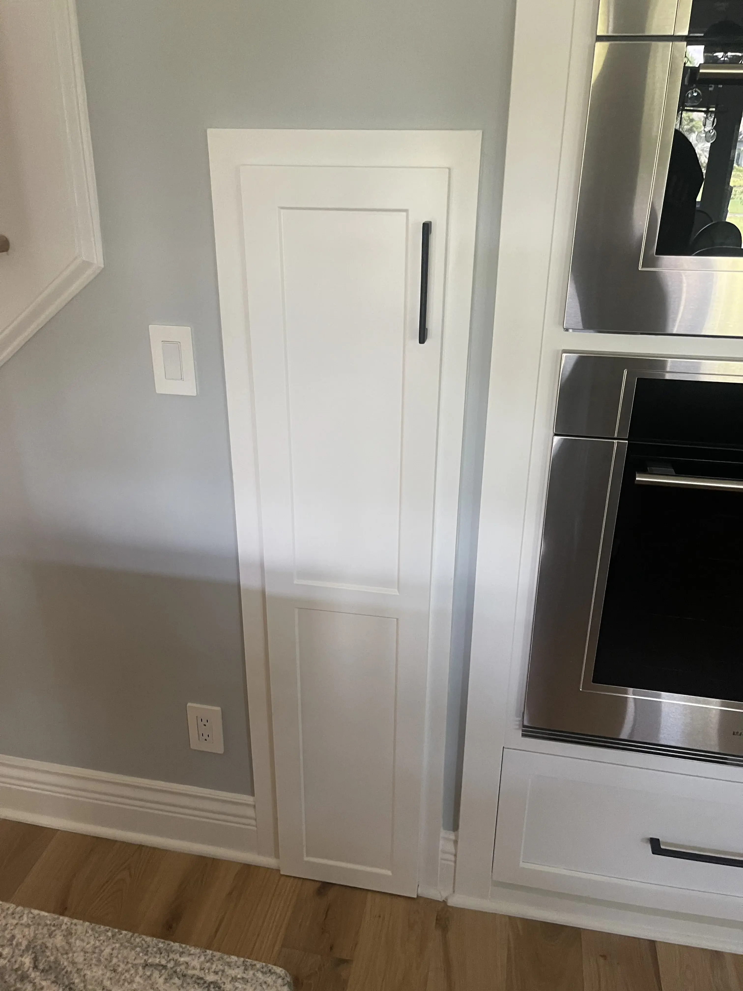 Custom pantry pull-out with organized storage